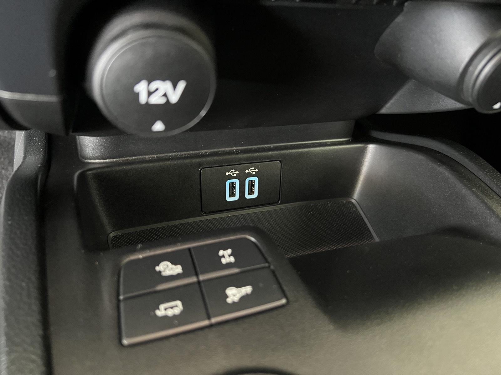 Used 2022 Shadow Black Ford XLT image 17