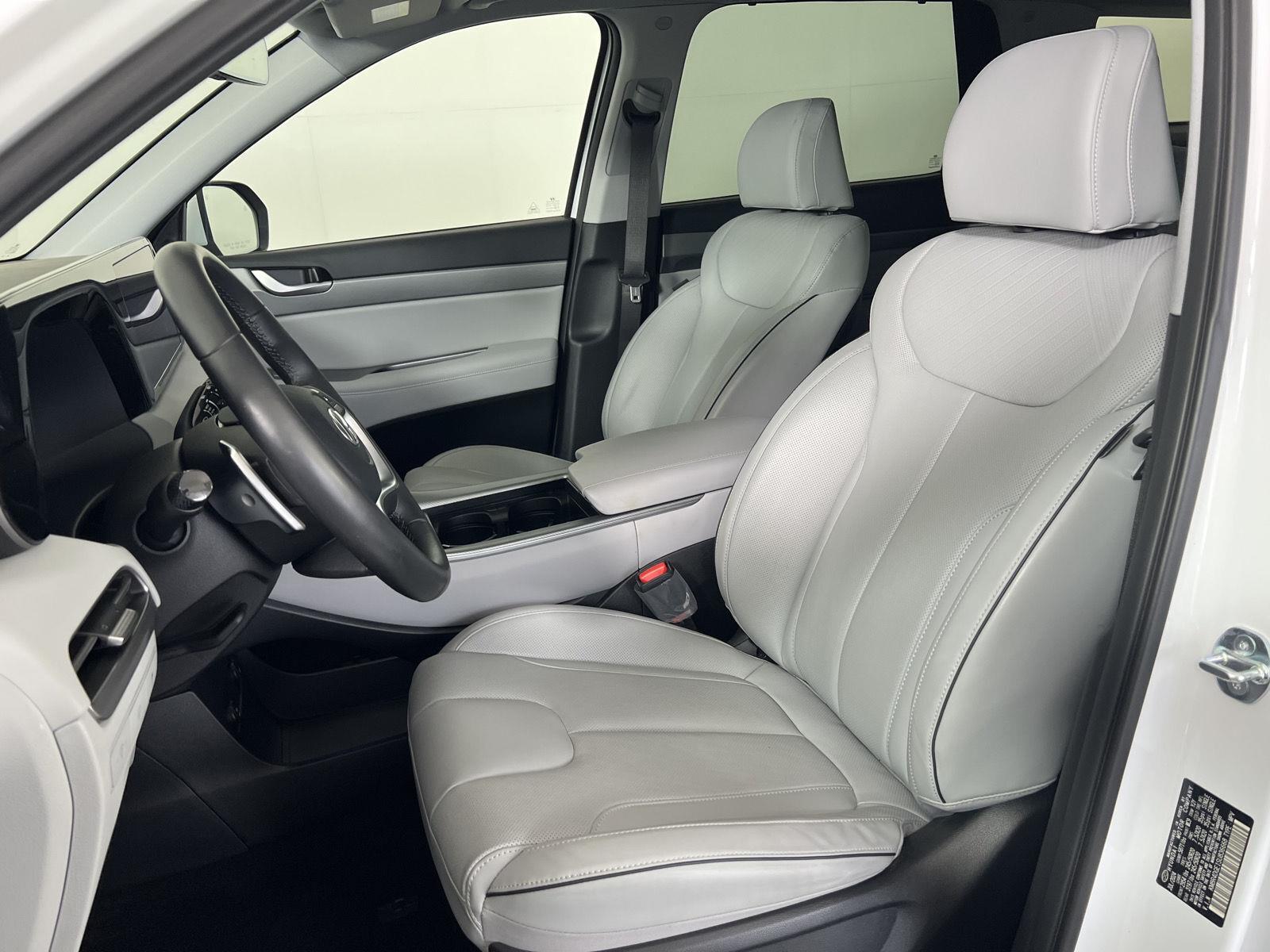 Certified Used 2025 Hyper White Hyundai SEL Premium 7P image 11