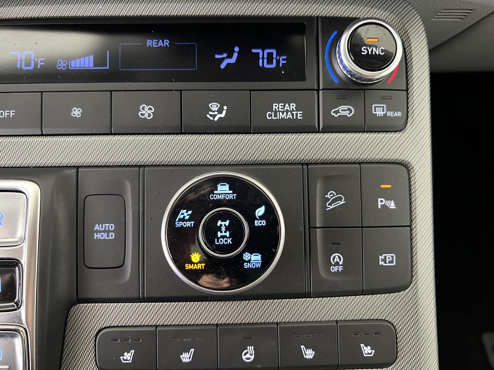 Certified Used 2025 Hyper White Hyundai SEL Premium 7P image 27