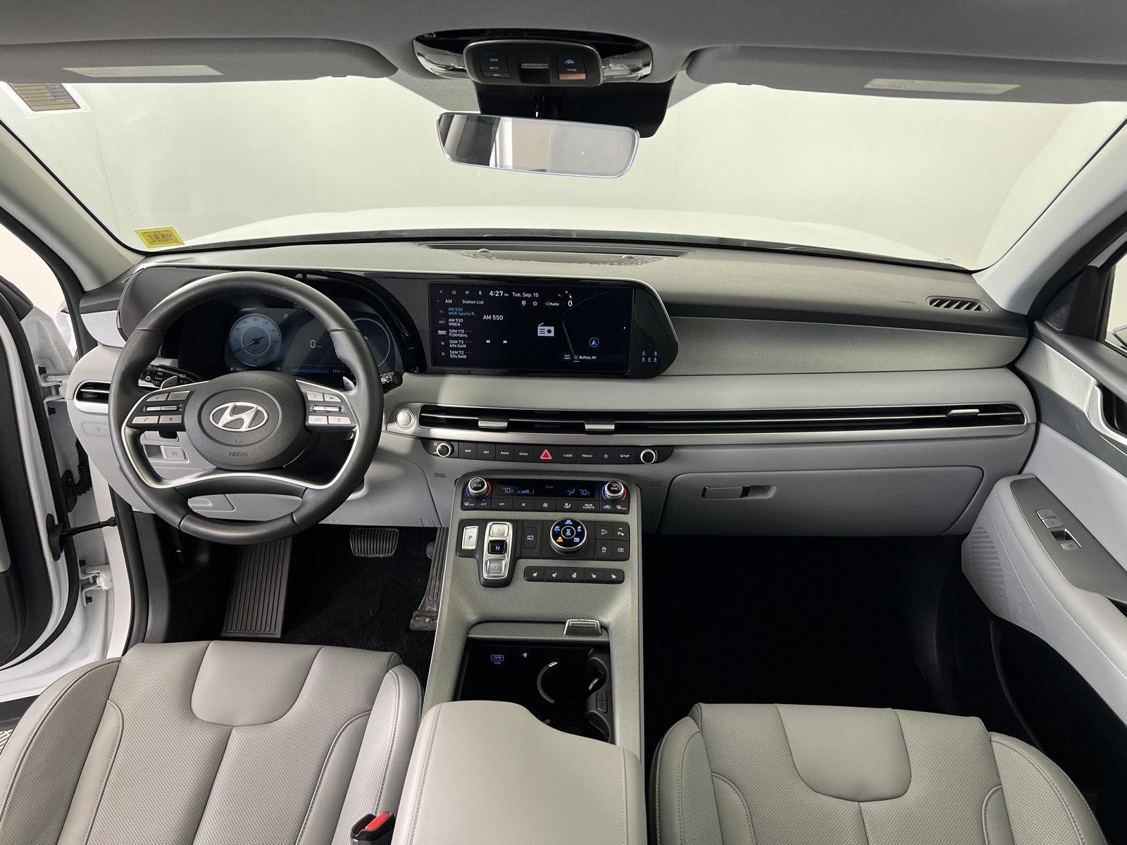 Certified Used 2025 Hyper White Hyundai SEL Premium 7P image 38