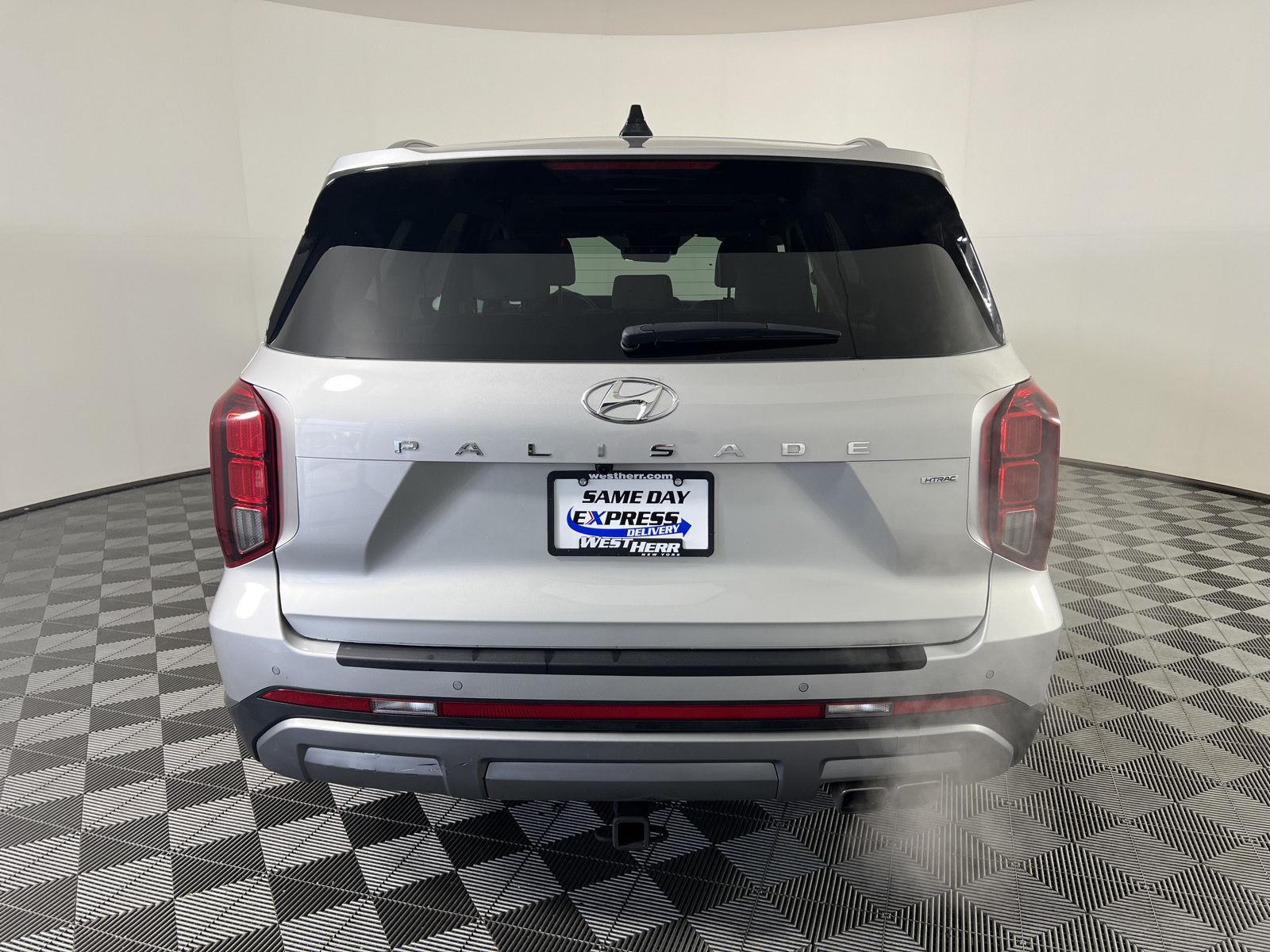 Used 2023 Typhoon Silver Hyundai SEL image 4