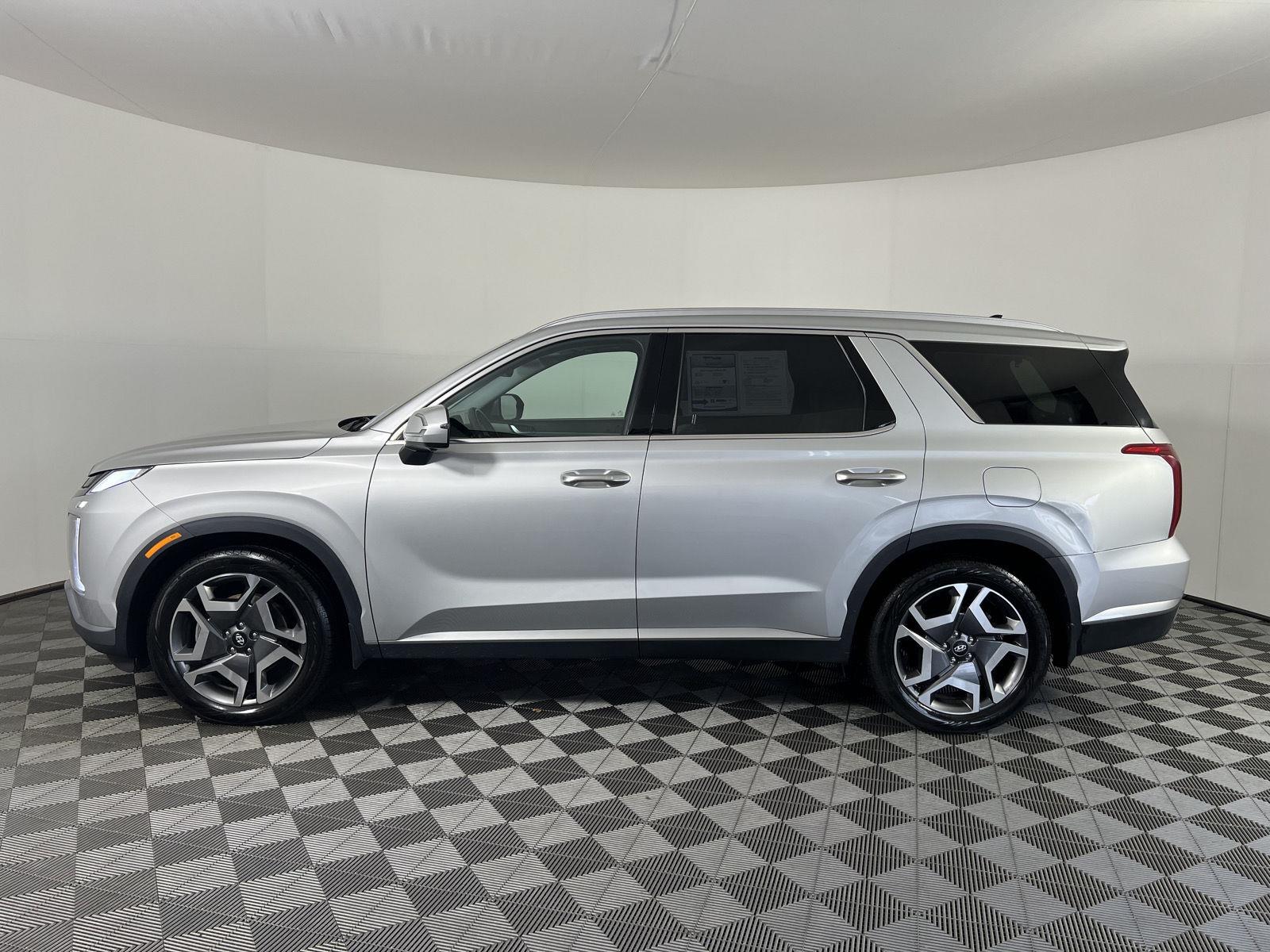 Used 2023 Typhoon Silver Hyundai SEL image 6