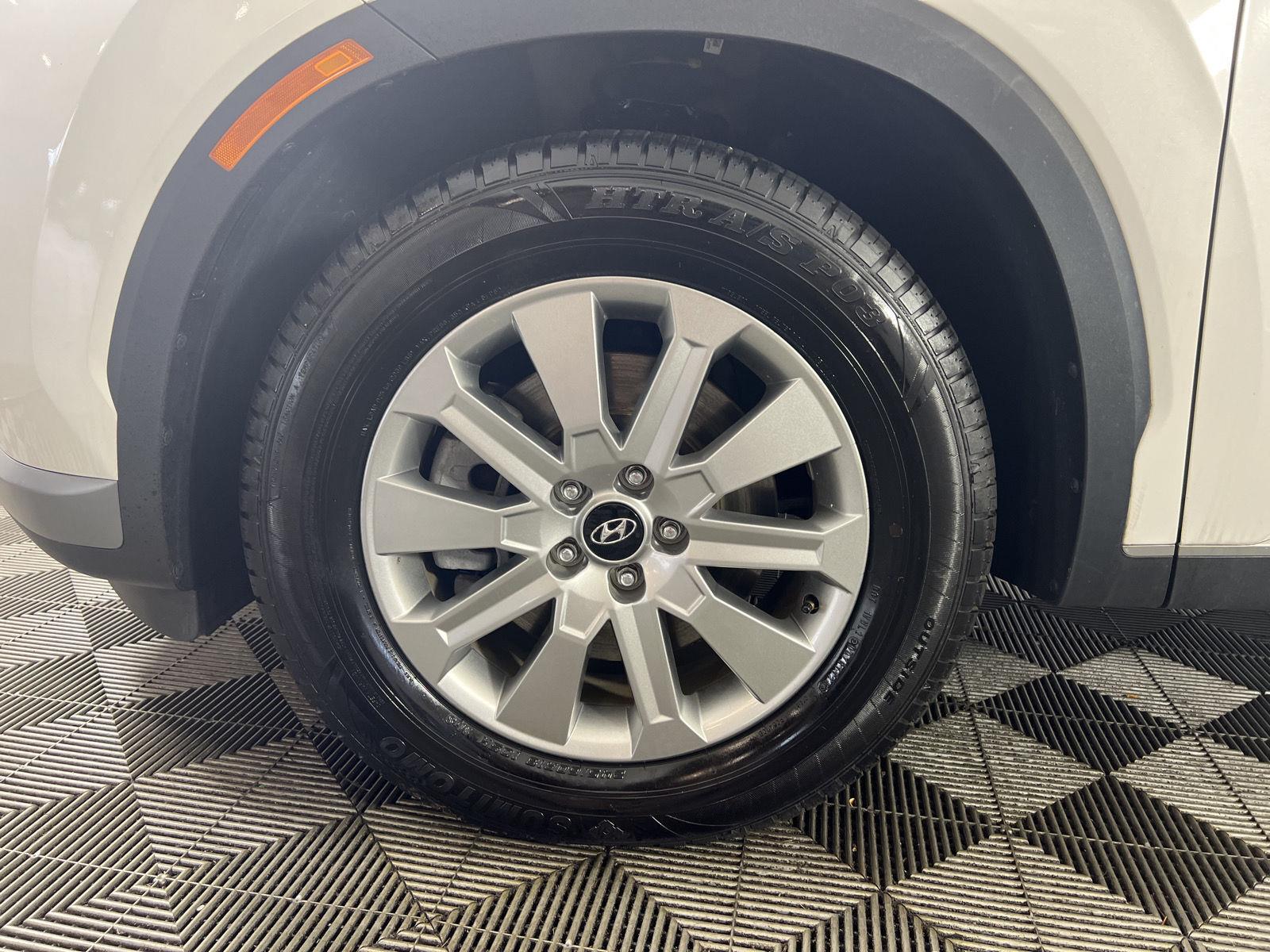 Certified Used 2023 Hyper White Hyundai SEL image 9