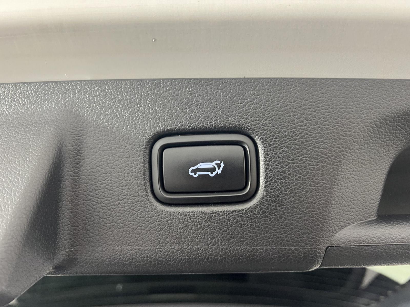 Certified Used 2023 Hyper White Hyundai SEL image 29