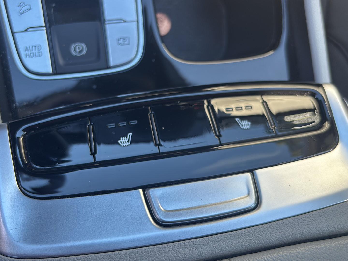 Certified Used 2024 White Pearl Hyundai SEL image 20