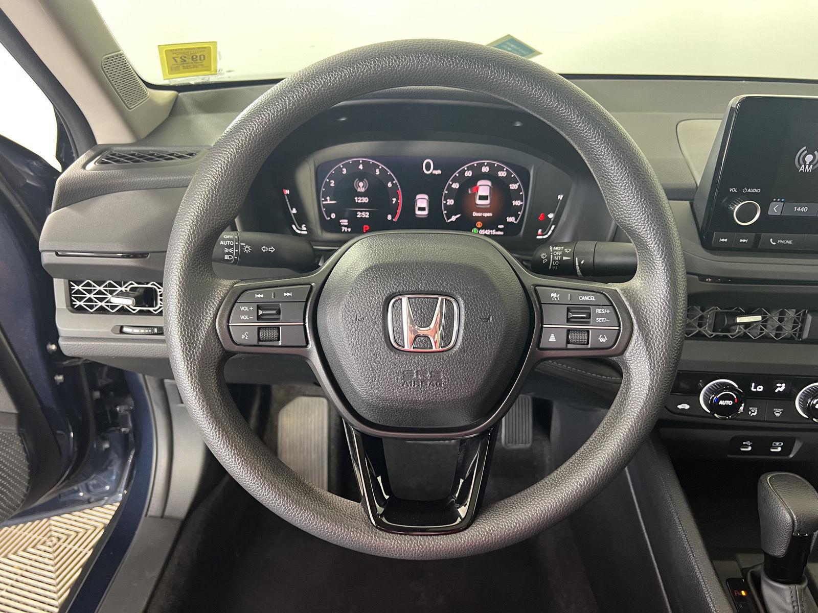 Used 2023 Canyon River Blue Metallic Honda EX image 13