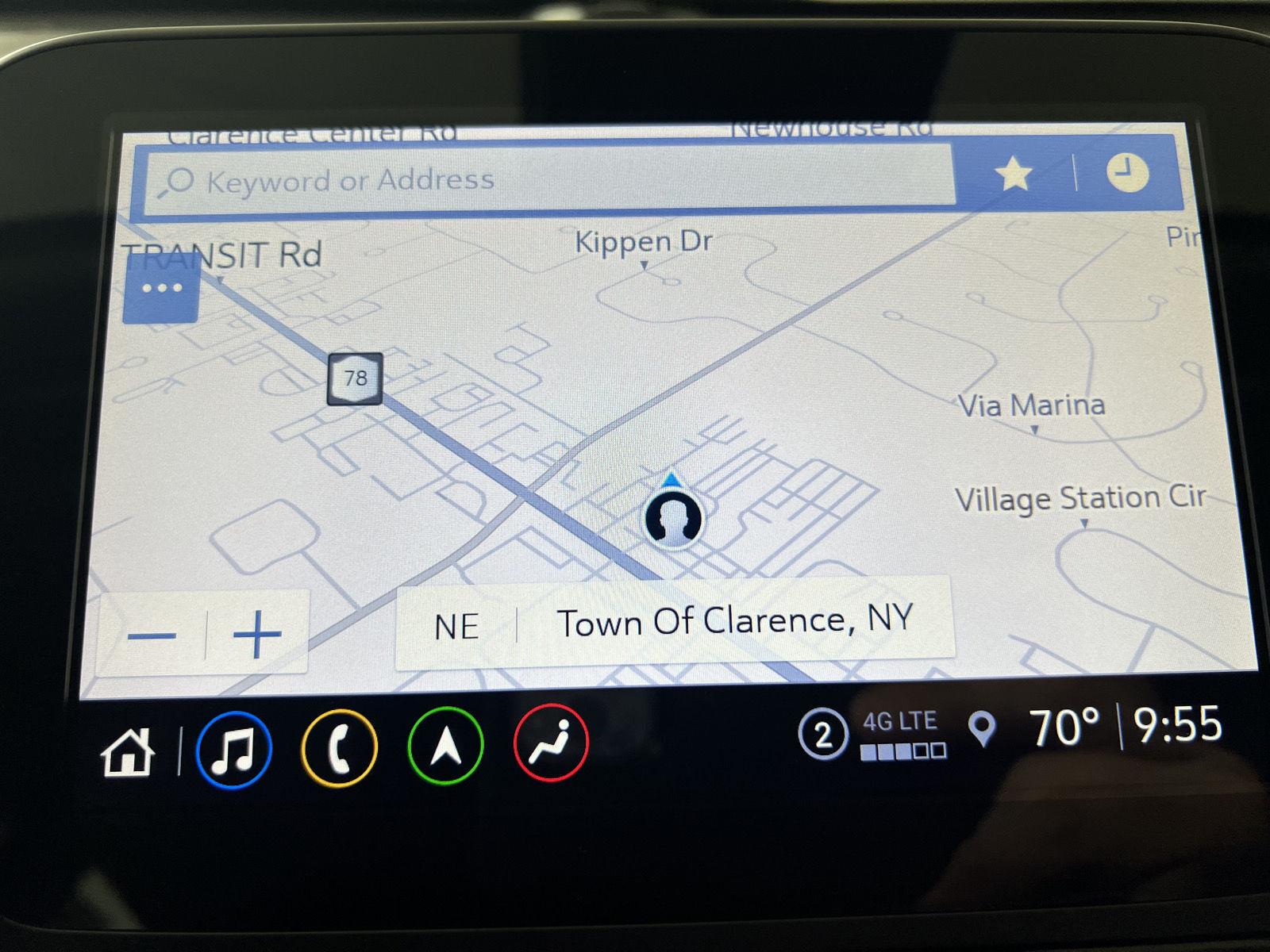 Used 2024 Summit White Chevrolet LT image 22
