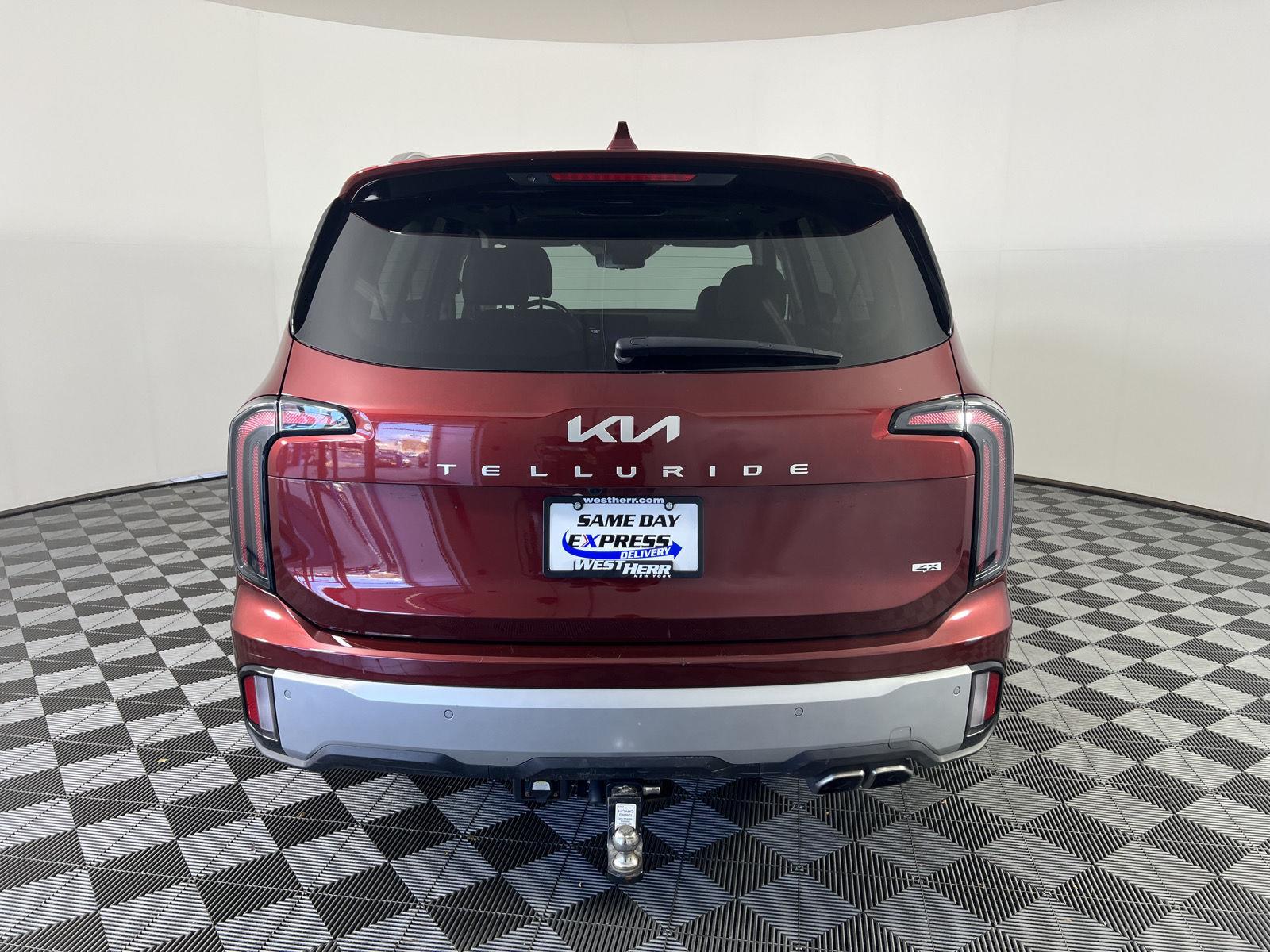 Used 2024 Dawning Red Kia SX-Prestige image 4