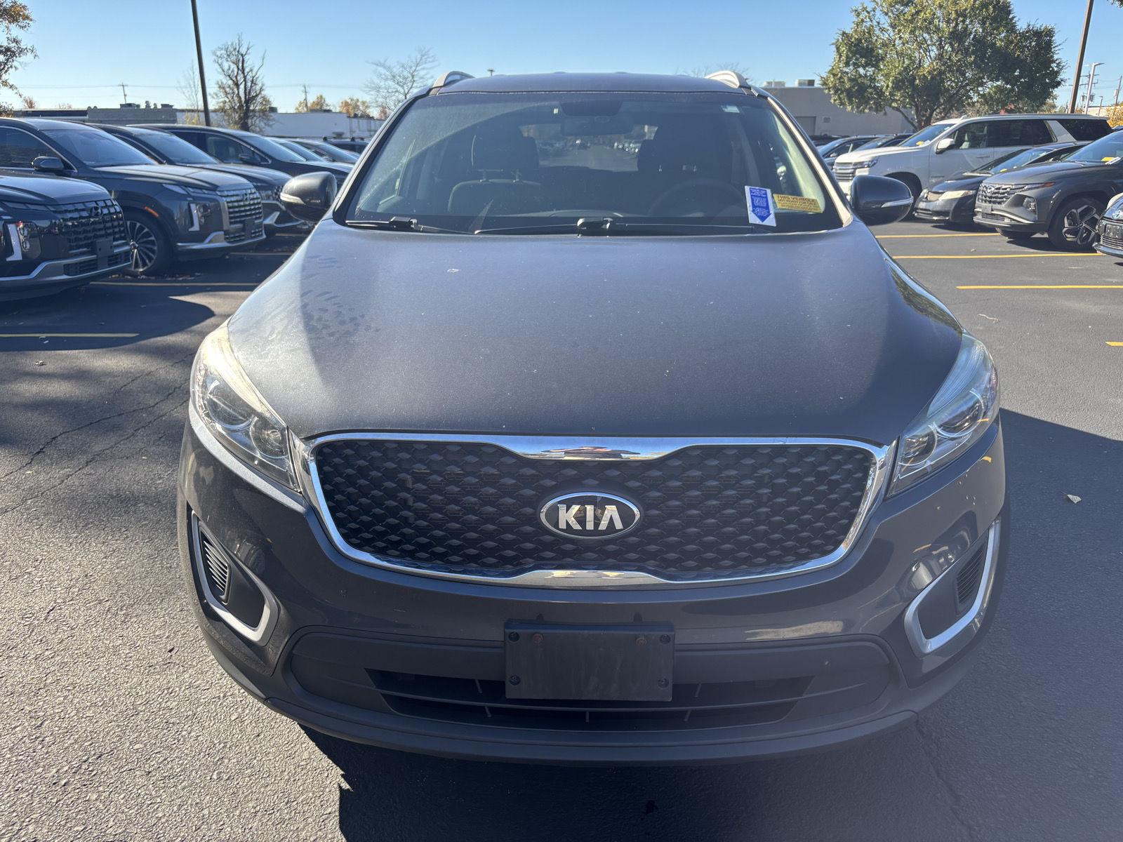 Used 2018 Platinum Graphite Kia LX image 2
