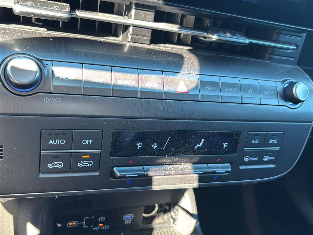 Certified Used 2024 Gr Hyundai  image 15