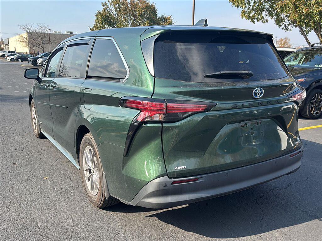 Used 2021 Cypress Toyota XLE 7-Passenger image 5