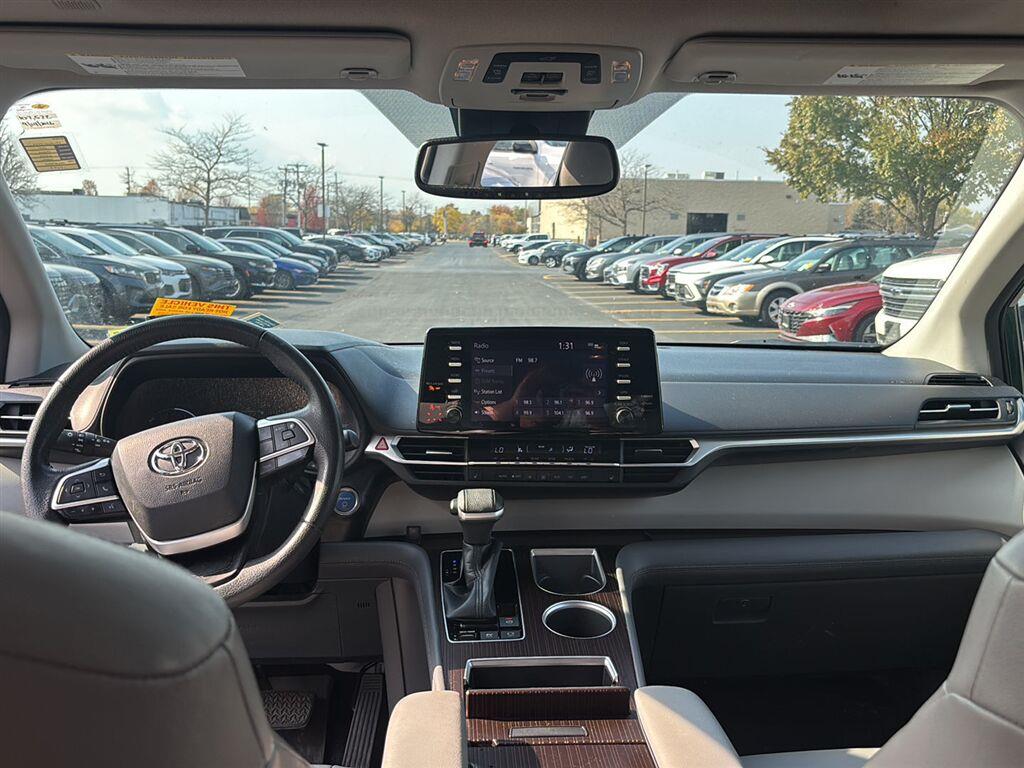 Used 2021 Cypress Toyota XLE 7-Passenger image 19