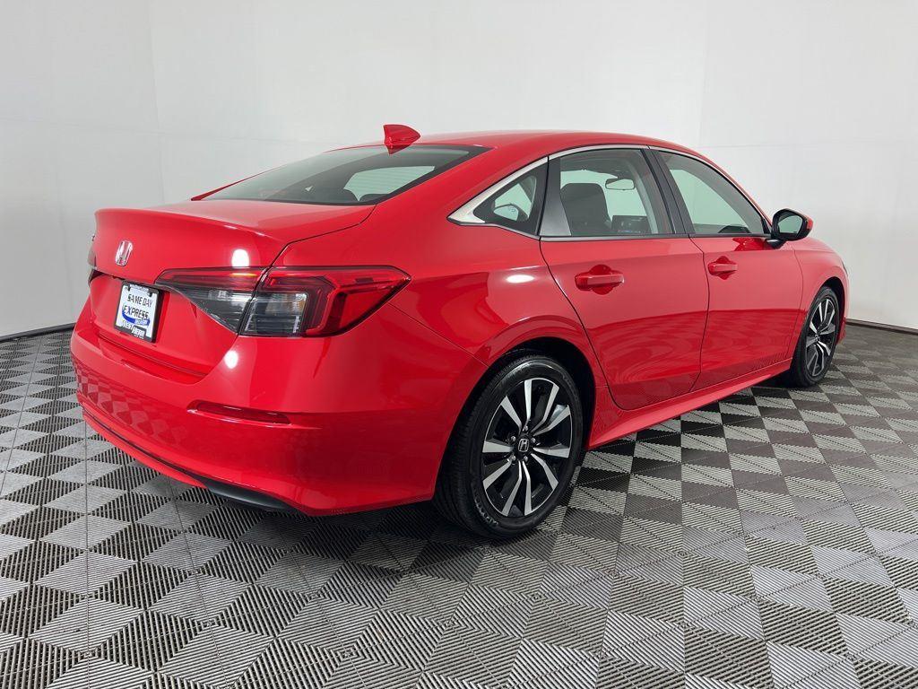 Used 2023 Rallye Red Honda EX image 4