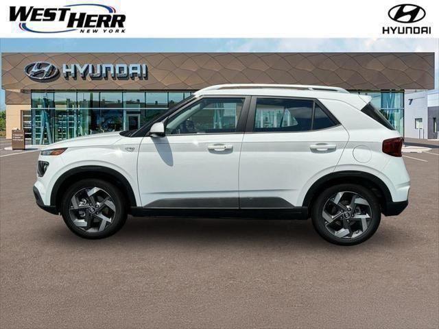 New 2025 Lunar White Hyundai SEL image 28