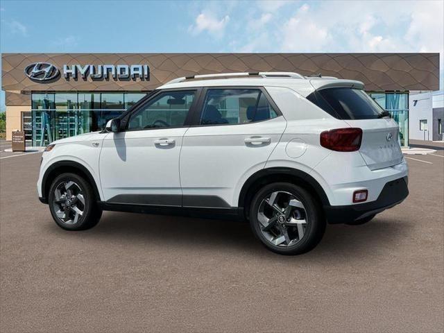 New 2025 Lunar White Hyundai SEL image 39