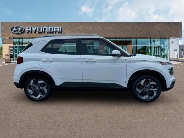 New 2025 Lunar White Hyundai SEL image 43