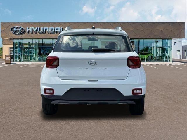 New 2025 Lunar White Hyundai SEL image 72