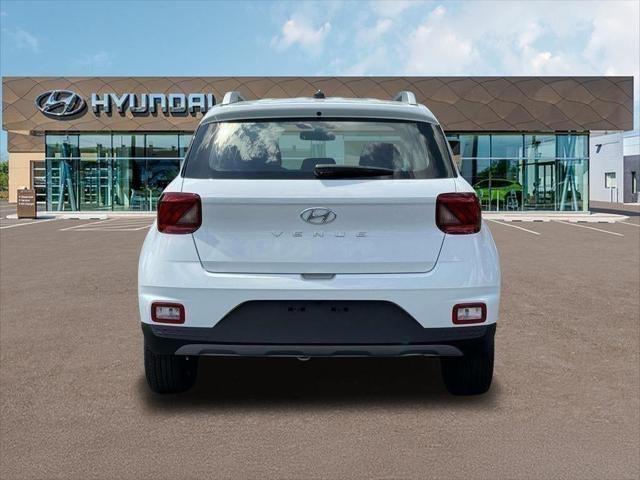 New 2025 Lunar White Hyundai SEL image 82