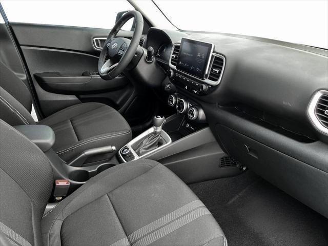 New 2025 Lunar White Hyundai SEL image 88