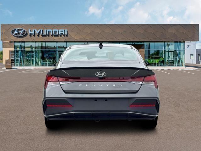 New 2026 Amazon Gray Hyundai SEL Sport image 35