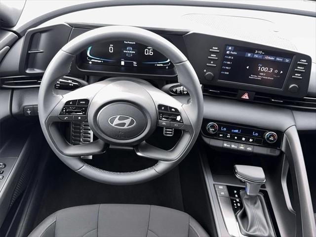 New 2026 Amazon Gray Hyundai SEL Sport image 60