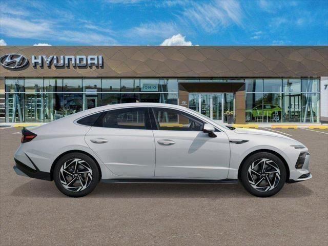 New 2026 Serenity White Hyundai SEL Sport image 91