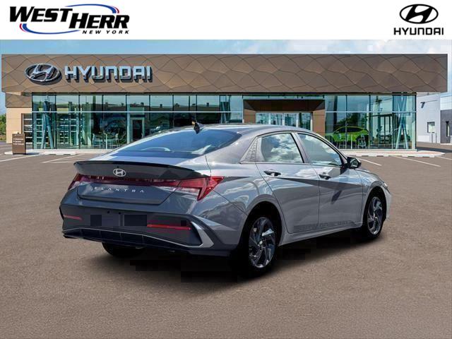 Ecotronic Gray 2026 Hyundai Elantra Sedan Front-Wheel Drive Continuously Variable Transmission
