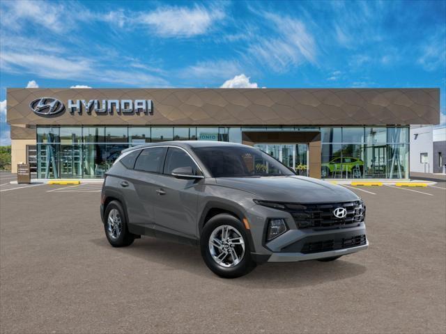 New 2026 Hampton Gray Hyundai SE image 2
