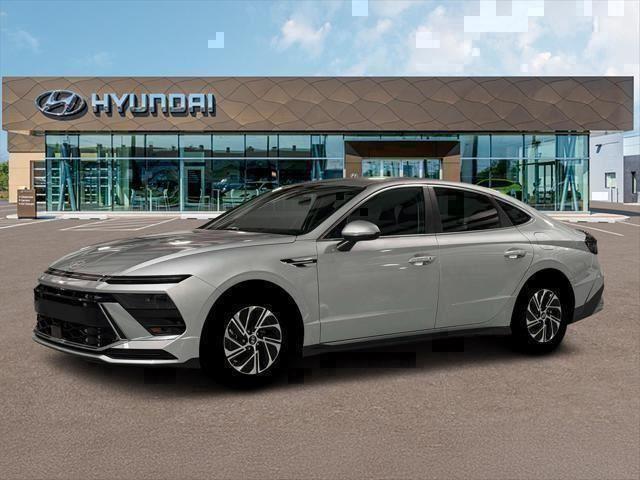 New 2026 Aero Silver Hyundai Blue image 2