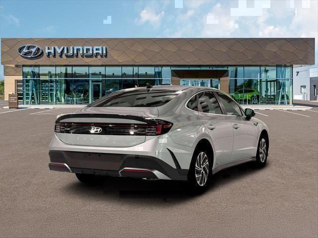New 2026 Aero Silver Hyundai Blue image 5