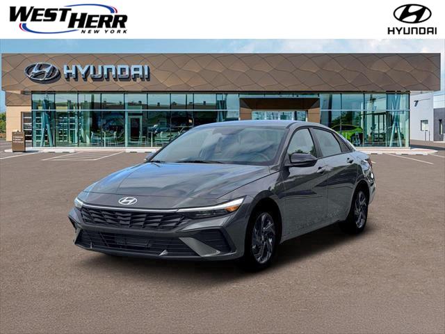 Amazon Gray 2026 Hyundai Elantra Sedan Front-Wheel Drive Continuously Variable Transmission