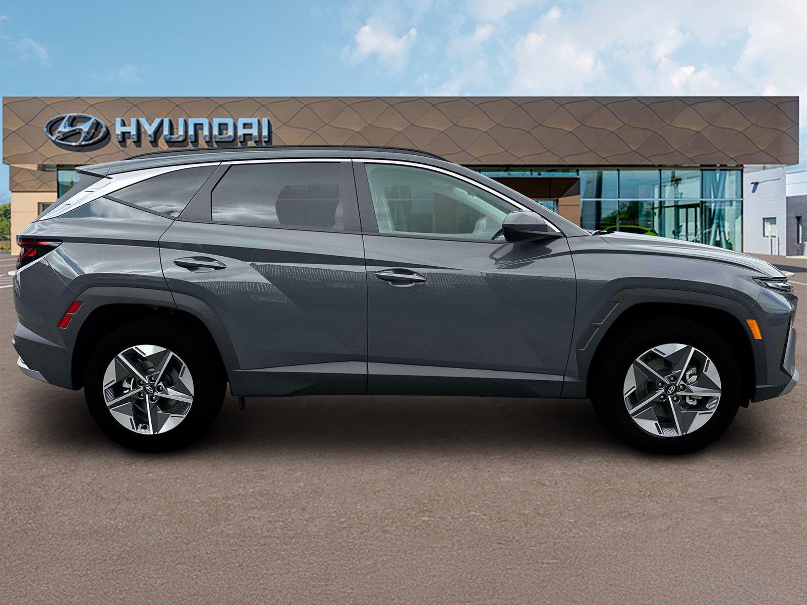 New 2026 Ecotronic Gray Hyundai SEL image 9