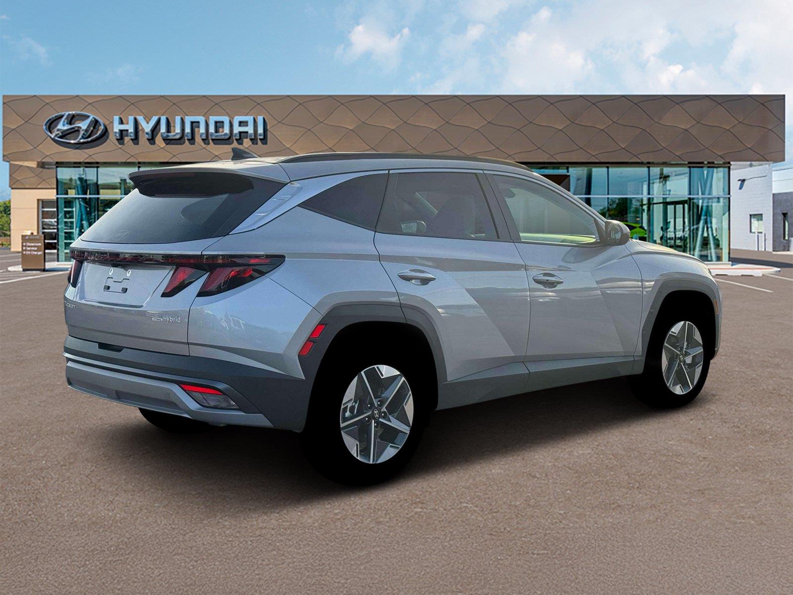 New 2026 Shimmering Silver Hyundai SEL image 8