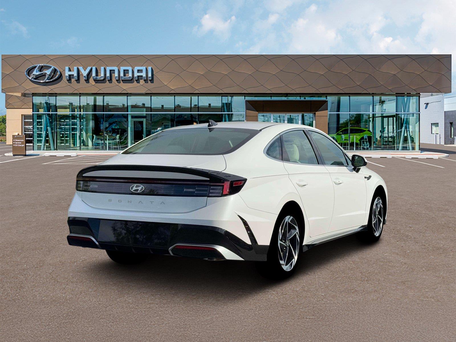 New 2026 Serenity White Hyundai SEL Sport image 8