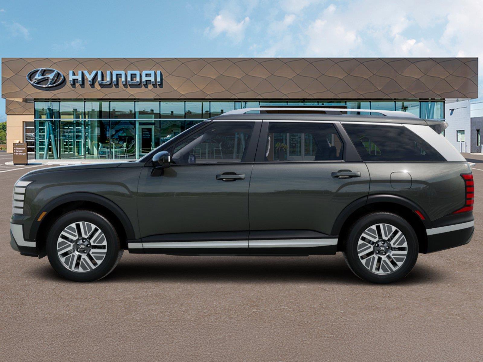 New 2026 Titan Green Hyundai SEL 8P image 3