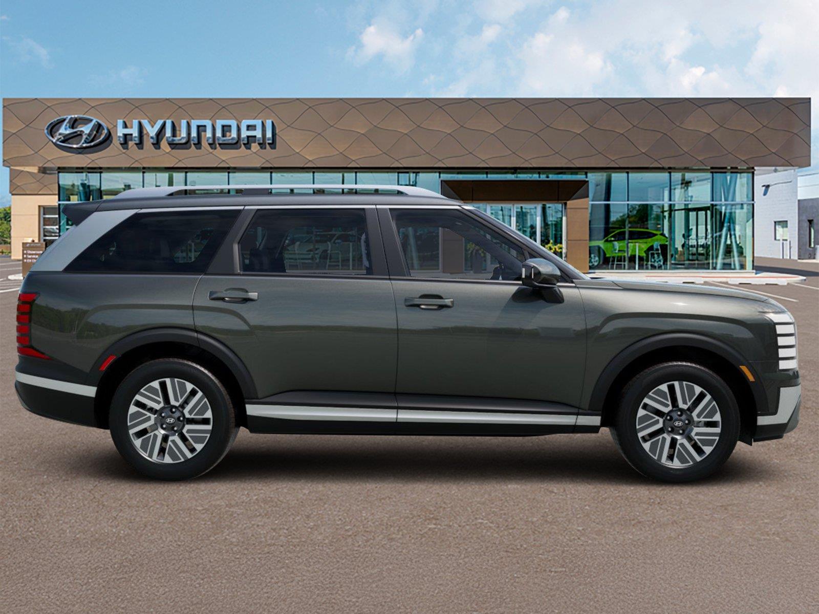 New 2026 Titan Green Hyundai SEL 8P image 6