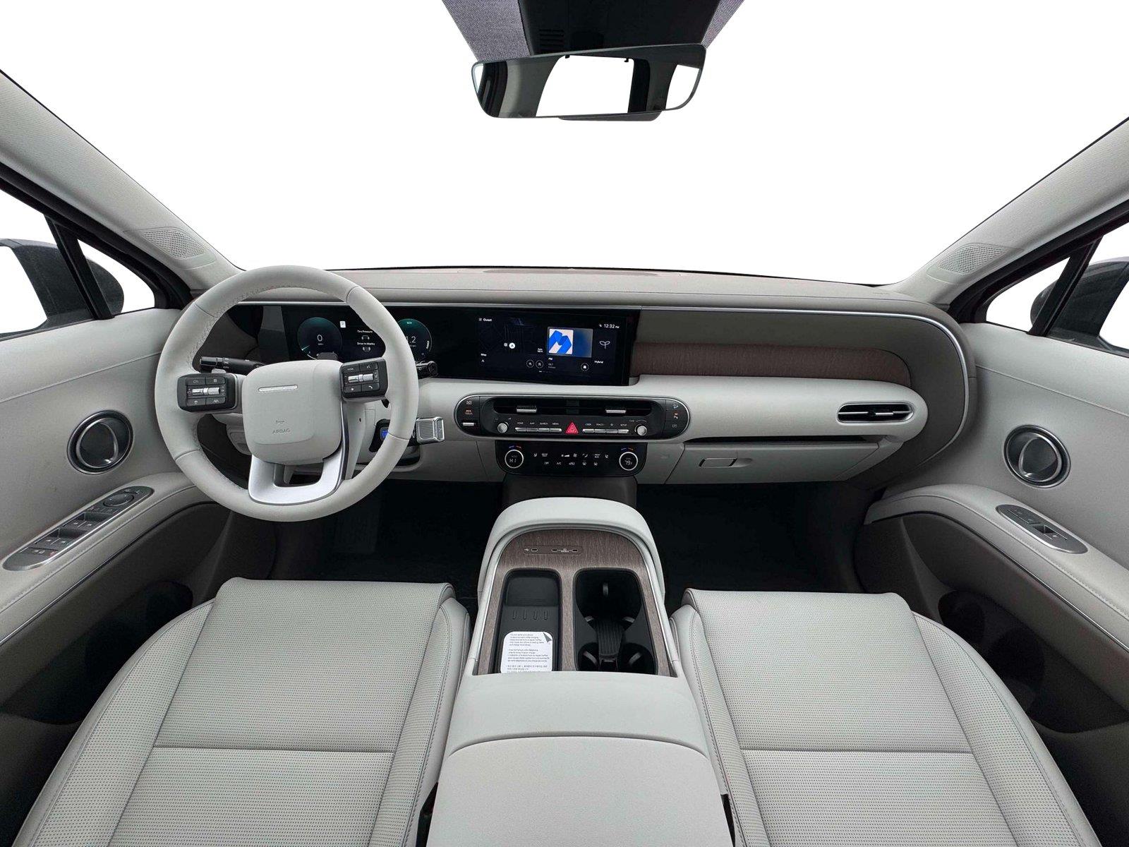New 2026 Titan Green Hyundai SEL 8P image 8