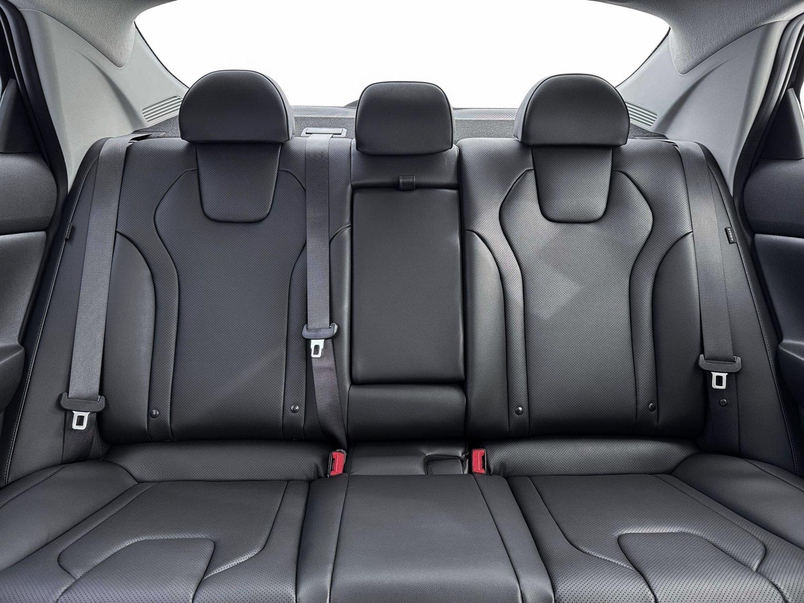 New 2026 Ecotronic Gray Hyundai Limited image 16