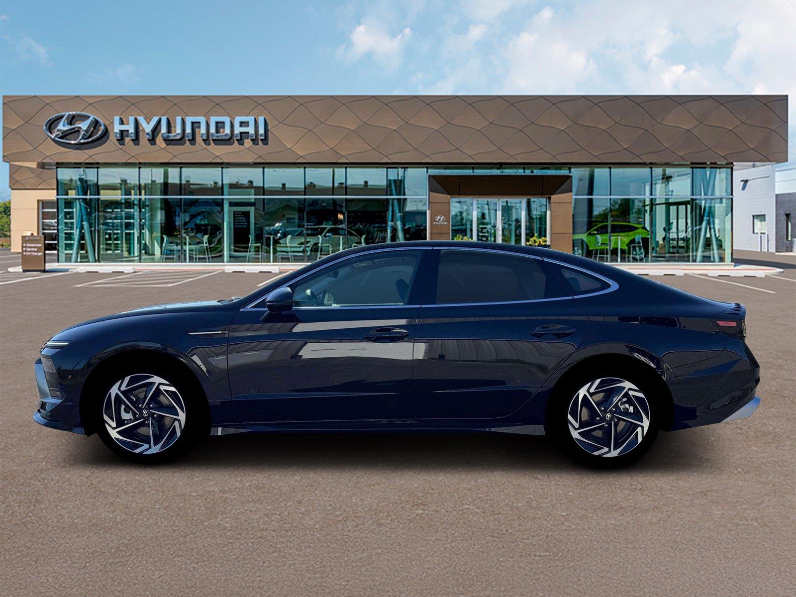 New 2026 Abyss Black Hyundai SEL Sport image 3
