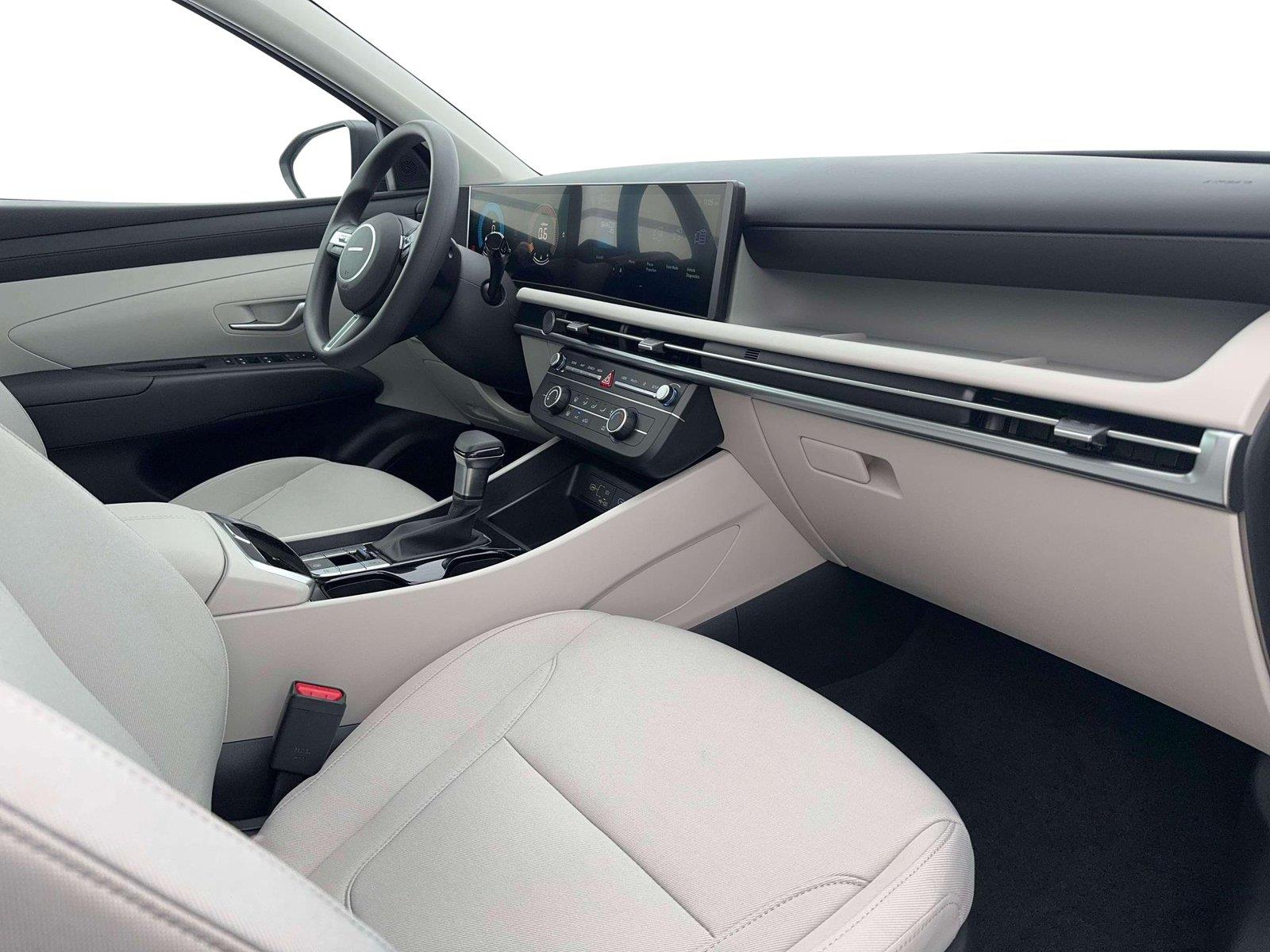 New 2026 Shimmering Silver Hyundai SE image 15
