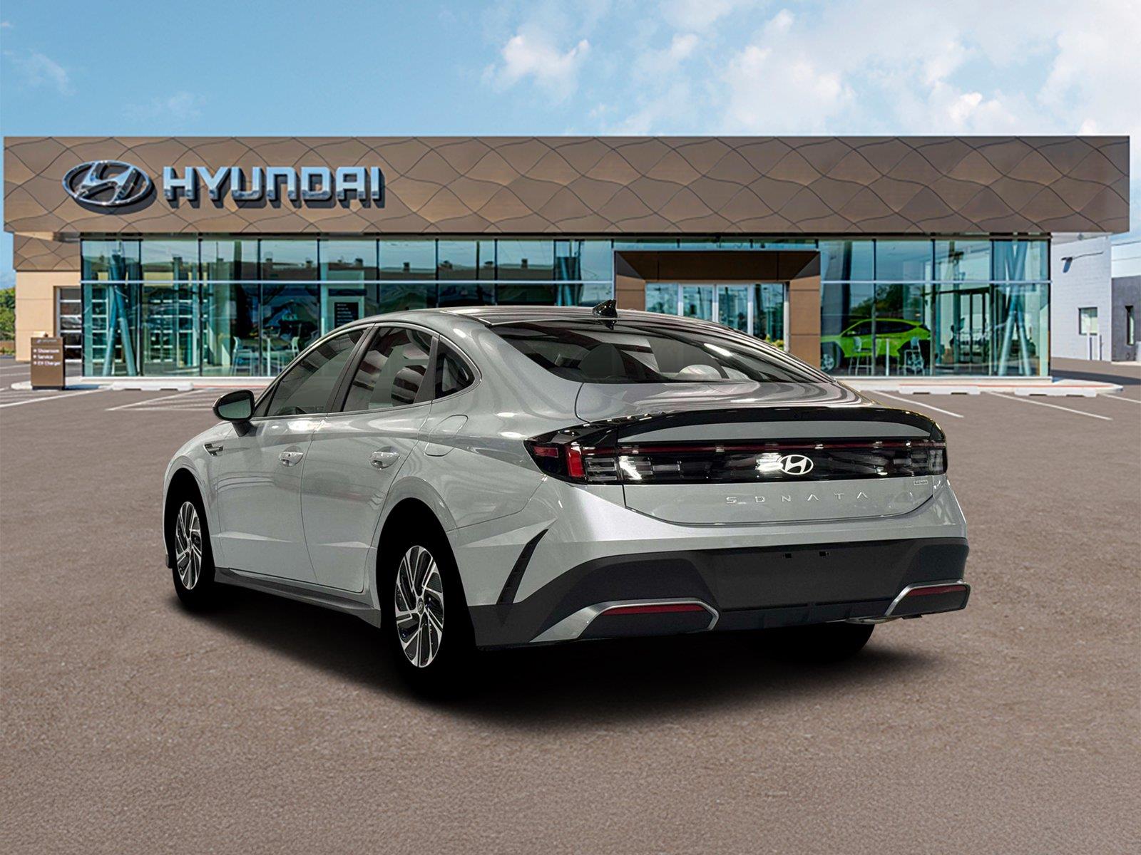New 2026 Aero Silver Hyundai Blue image 5