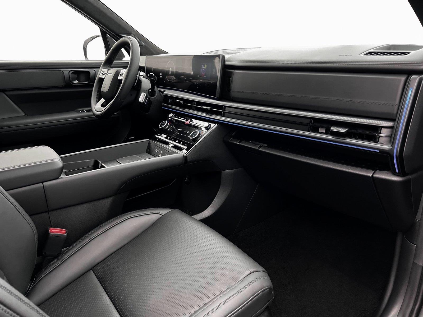 New 2026 Shimmering Silver Pearl Hyundai Calligraphy AWD image 15