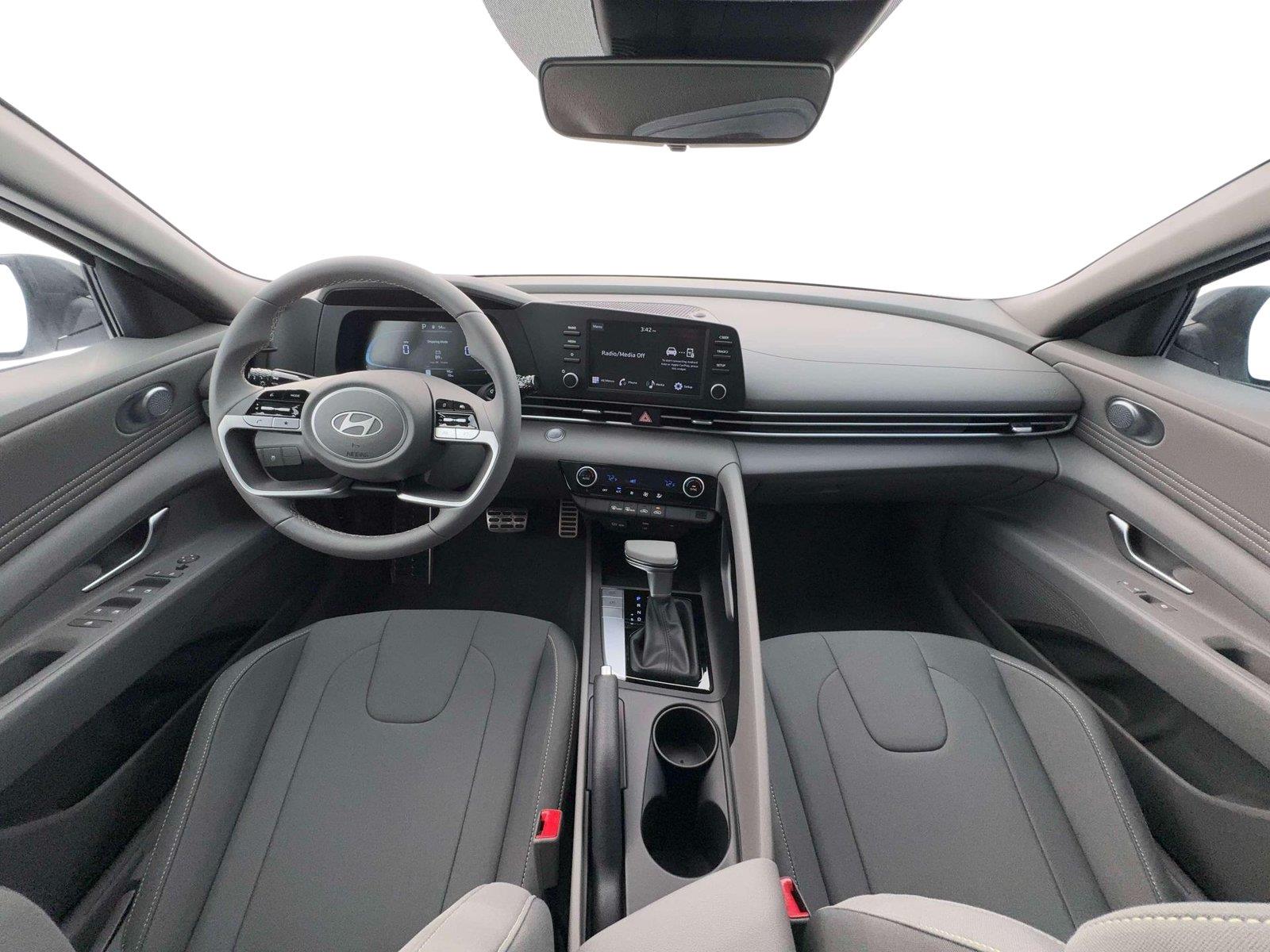 New 2026 Amazon Gray Hyundai SEL Sport image 13