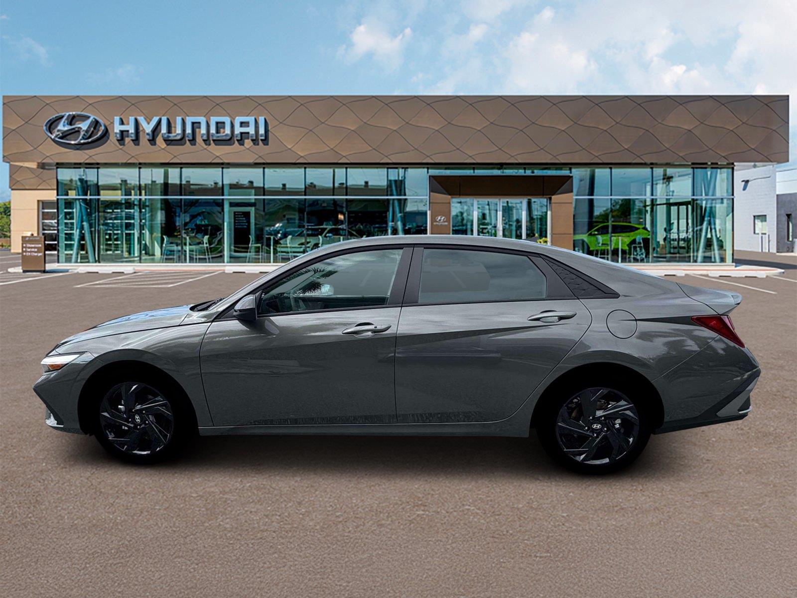New 2026 Amazon Gray Hyundai SEL Sport Plus image 3