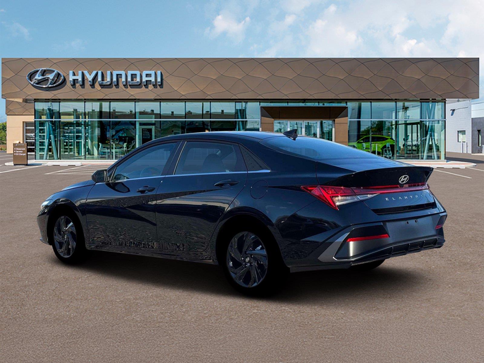 New 2026 Abyss Black Hyundai SEL Sport Premium image 4