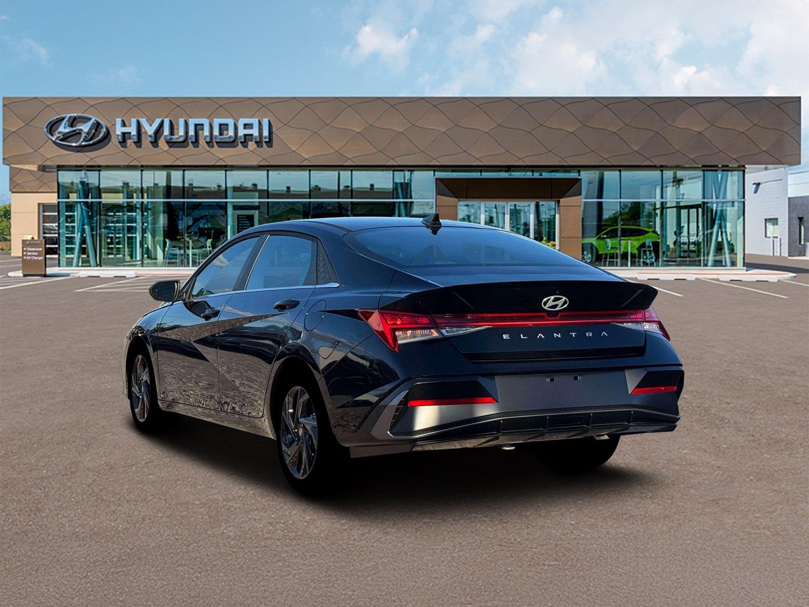 New 2026 Abyss Black Hyundai SEL Sport Premium image 5
