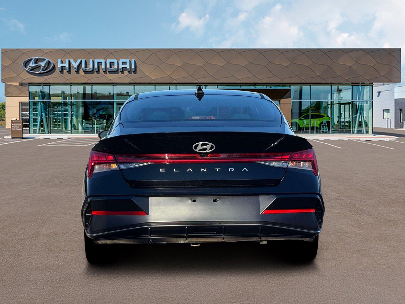 New 2026 Abyss Black Hyundai SEL Sport Premium image 6