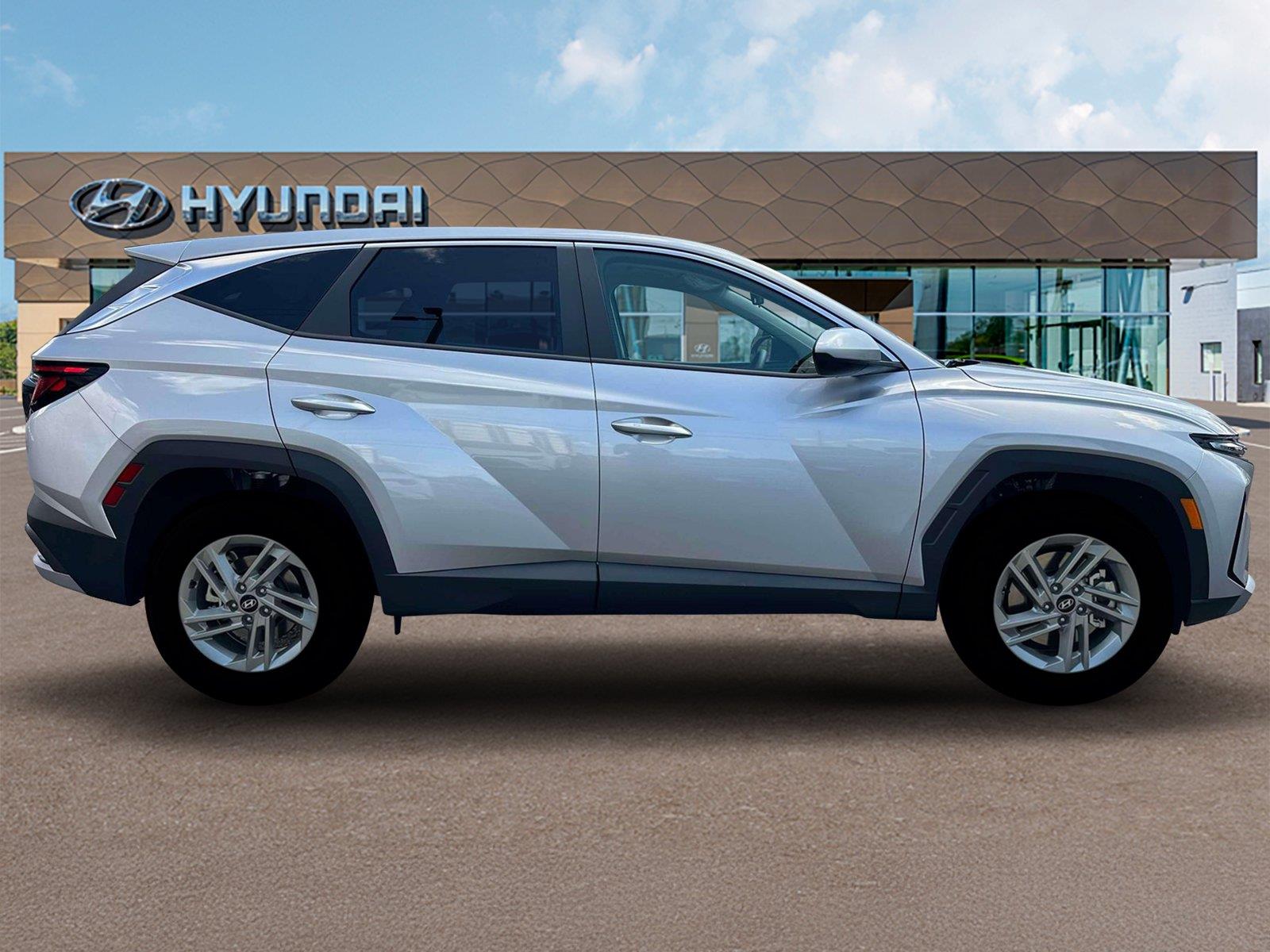 New 2026 Shimmering Silver Hyundai SE image 9