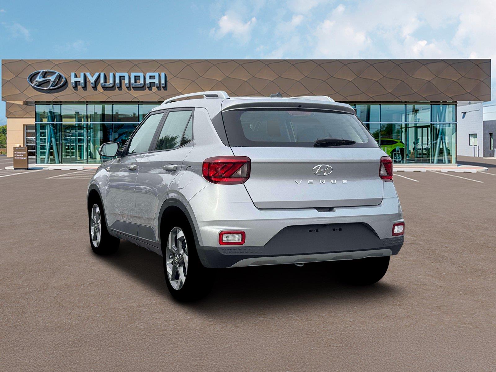 New 2026 Shimmering Silver Hyundai SEL image 5
