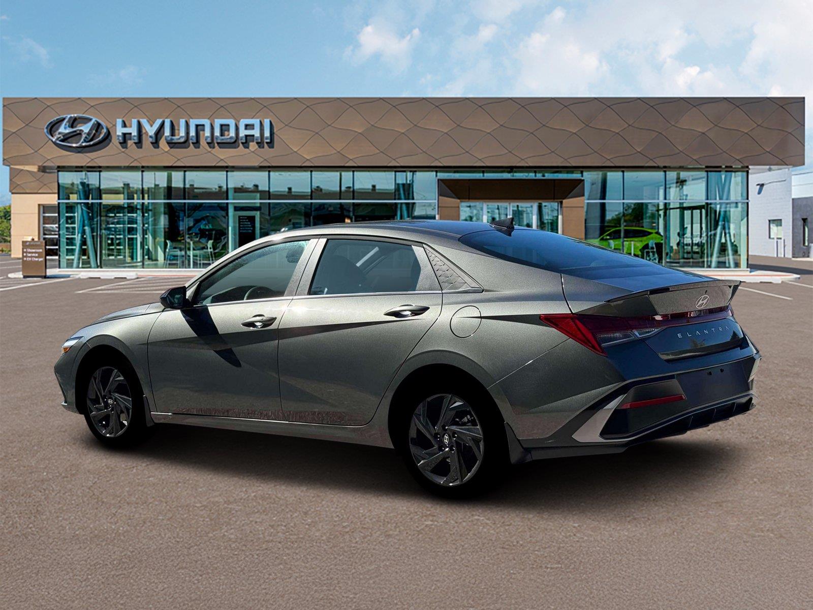 New 2026 Amazon Gray Hyundai SEL Sport Premium image 4